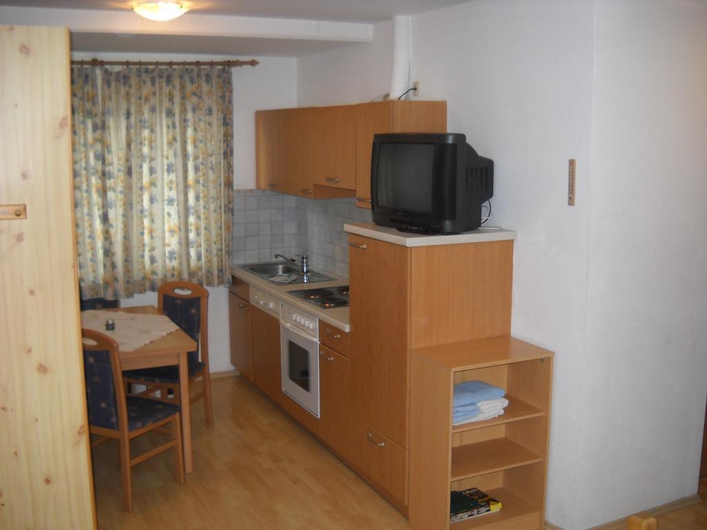 Golf & Ski Appartements Lesak เซลล์อัมเซ ห้อง รูปภาพ
